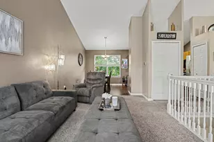 393 Princeton Dr, South Lyon, MI 48178 - Photo 13