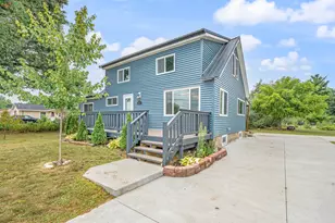 1085 Maple St, Baldwin, MI 49304 - Photo 1