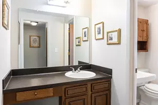 8358 Lakeview Ct, Ypsilanti, MI 48198 - Photo 9