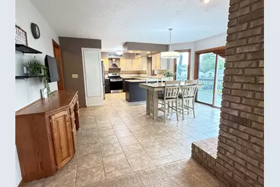 2547 Moerland Drive NW, Grand Rapids, MI 49504 - Photo 9