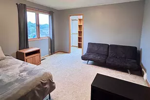 2547 Moerland Dr NW, Grand Rapids, MI 49504 - Photo 33