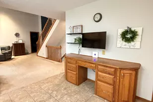 2547 Moerland Dr NW, Grand Rapids, MI 49504 - Photo 17