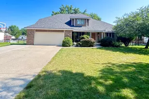 2547 Moerland Dr NW, Grand Rapids, MI 49504 - Photo 1