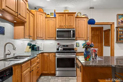 6908 Shore Drive, Fennville, MI 49408 - Photo 19
