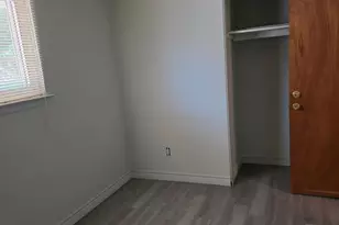 672 Linda Vista Dr, Pontiac, MI 48342 - Photo 17
