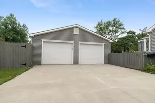 47385 Dequindre Rd, Rochester Hills, MI 48307 - Photo 25