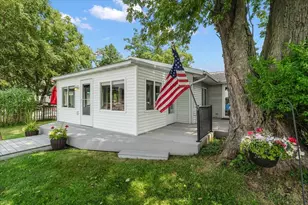 6731 Campau Lake Dr SE, Alto, MI 49302 - Photo 15