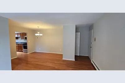 1890 Axtell Drive #5, Troy, MI 48084 - Photo 3
