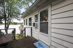 52784 Twin Lakeview Dr, Dowagiac, MI 49047 - Photo 7