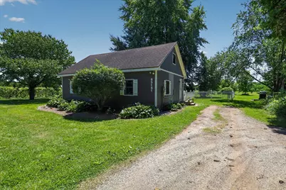 65181 County Road 342, Hartford, MI 49057 - Photo 5