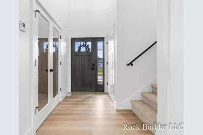 3337 Eagle Peak Drive, Jenison, MI 49428 - Photo 5
