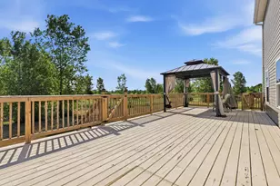 6045 Crooked River Dr, Swartz Creek, MI 48473 - Photo 9
