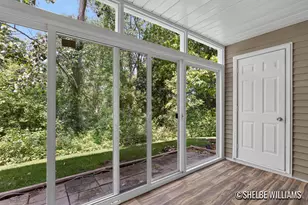 3065 Poplar Creek Dr SE, Grand Rapids, MI 49512 - Photo 9