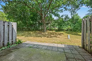 3654 Kenbrooke Ct, Kalamazoo, MI 49006 - Photo 13