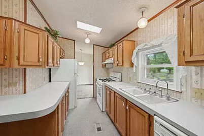 511 N Erie Street, Three Rivers, MI 49093 - Photo 7