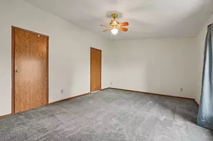 511 N Erie St, Three Rivers, MI 49093 - Photo 9