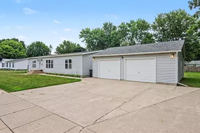 511 N Erie Street, Three Rivers, MI 49093 - Photo 3