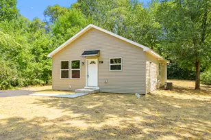657 Azuba Ave, Kalamazoo, MI 49048 - Photo 1
