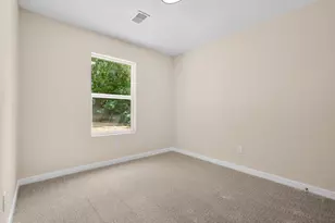 657 Azuba Ave, Kalamazoo, MI 49048 - Photo 17
