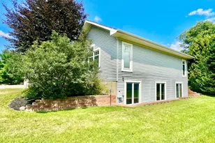 132 Remington Dr, Spring Arbor, MI 49283 - Photo 9