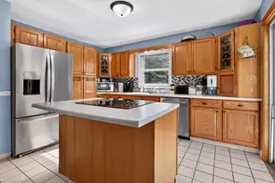 1516 Timberlane Dr, Saint Joseph, MI 49085 - Photo 3