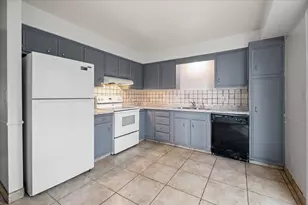 944 Lancashire Ct SE, Grand Rapids, MI 49508 - Photo 35