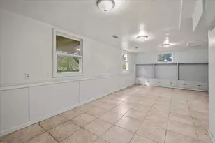 944 Lancashire Ct SE, Grand Rapids, MI 49508 - Photo 39