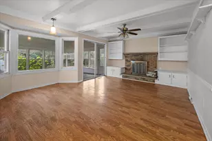 944 Lancashire Ct SE, Grand Rapids, MI 49508 - Photo 13