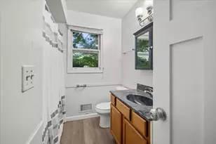 944 Lancashire Ct SE, Grand Rapids, MI 49508 - Photo 37