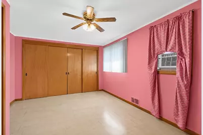 15640 Stricker Avenue, Eastpointe, MI 48021 - Photo 17