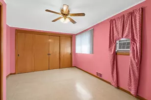 15640 Stricker Ave, Eastpointe, MI 48021 - Photo 17