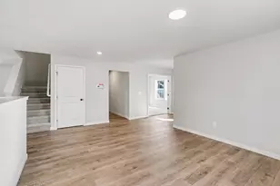 18370 Loganwood Trail, Battle Creek, MI 49014 - Photo 9