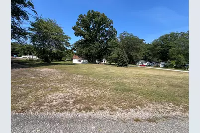 1010 N Rath Avenue, Ludington, MI 49431 - Photo 7