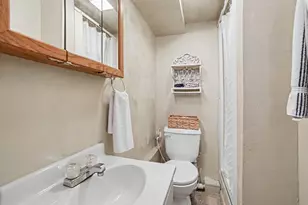 6951 W Jackson Rd, Ludington, MI 49431 - Photo 31