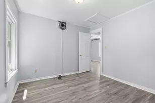 130 Gilkison Ave, Kalamazoo, MI 49006 - Photo 11