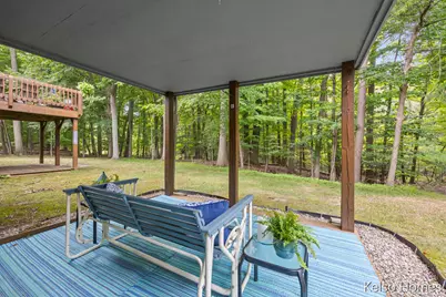 2122 S Cross Creek Drive SE, Grand Rapids, MI 49508 - Photo 21
