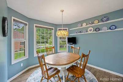 2122 S Cross Creek Drive SE, Grand Rapids, MI 49508 - Photo 9
