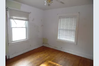 305 W High Street, Jackson, MI 49203 - Photo 23