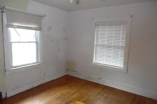 305 W High St, Jackson, MI 49203 - Photo 23