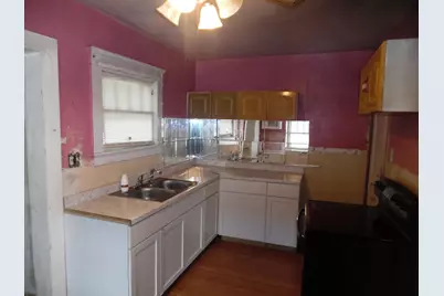 305 W High Street, Jackson, MI 49203 - Photo 11