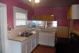305 W High St, Jackson, MI 49203 - Photo 11