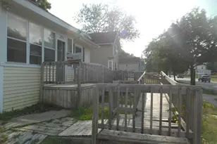 305 W High St, Jackson, MI 49203 - Photo 3