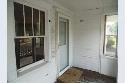 305 W High Street, Jackson, MI 49203 - Photo 5