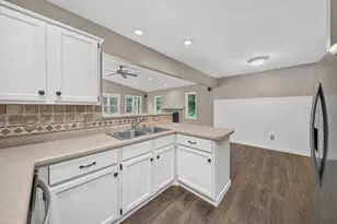 5036 Lands End Dr, Kalamazoo, MI 49009 - Photo 11