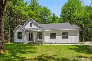 22672 W Kendaville Rd, Pierson, MI 49339 - Photo 1