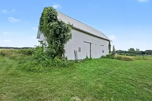 2601 S Derby Rd, Sidney, MI 48885 - Photo 19