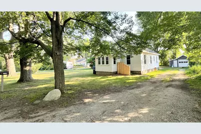 1146 Coolidge Avenue, Benton Harbor, MI 49022 - Photo 1