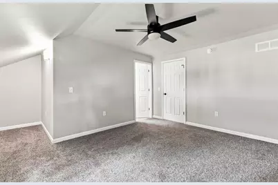 109 Michigan Avenue, Hartford, MI 49057 - Photo 13