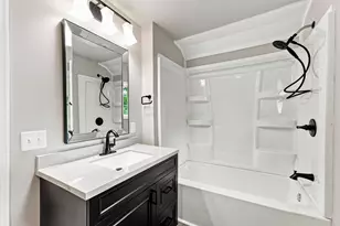 109 Michigan Ave, Hartford, MI 49057 - Photo 15