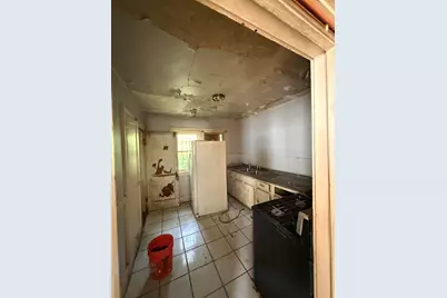 17233 E Goddard Street, Detroit, MI 48212 - Photo 11